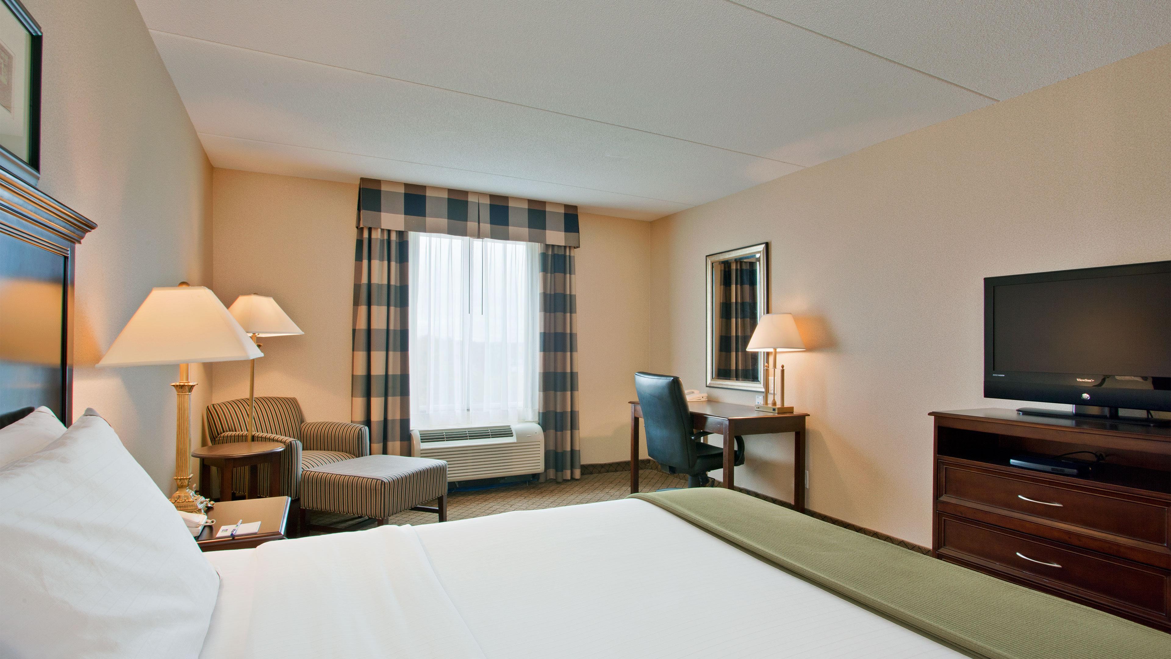 Holiday Inn Express & Suites Huntsville By Ihg Exterior foto