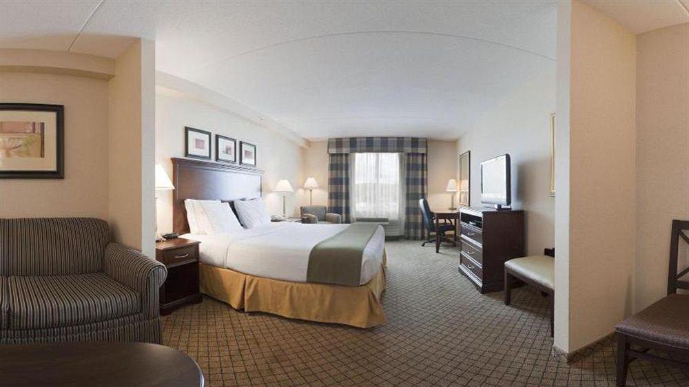Holiday Inn Express & Suites Huntsville By Ihg Exterior foto